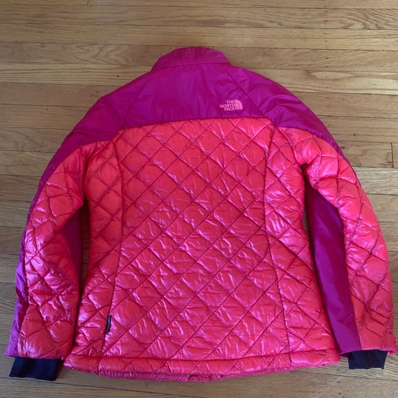 North Face Thermoball Jacket Pink Purple Small Quilted - Picture 4 of 4
